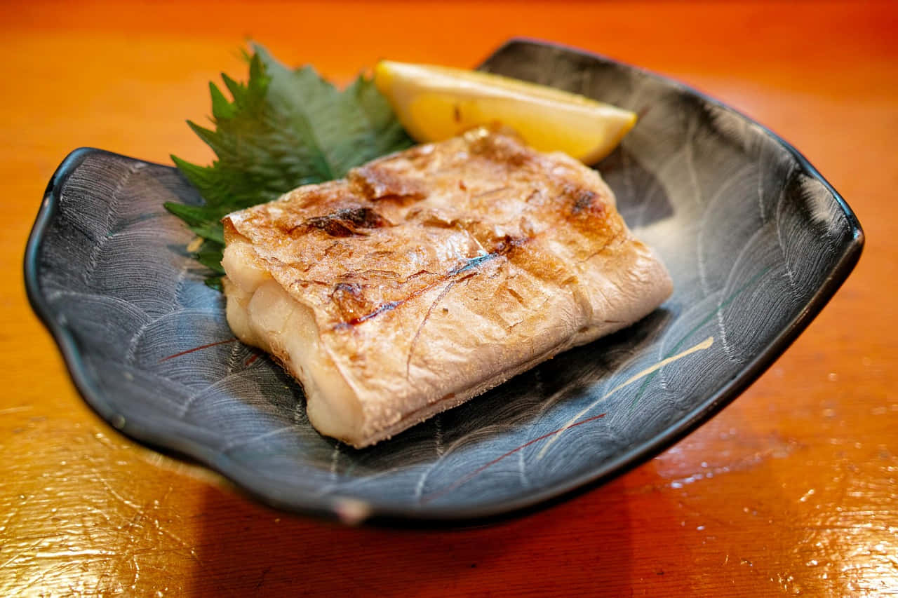 Grilled Cutlassfish Dish Wallpaper