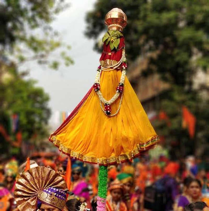 Gudi Padwa Showpiece During Procession Wallpaper