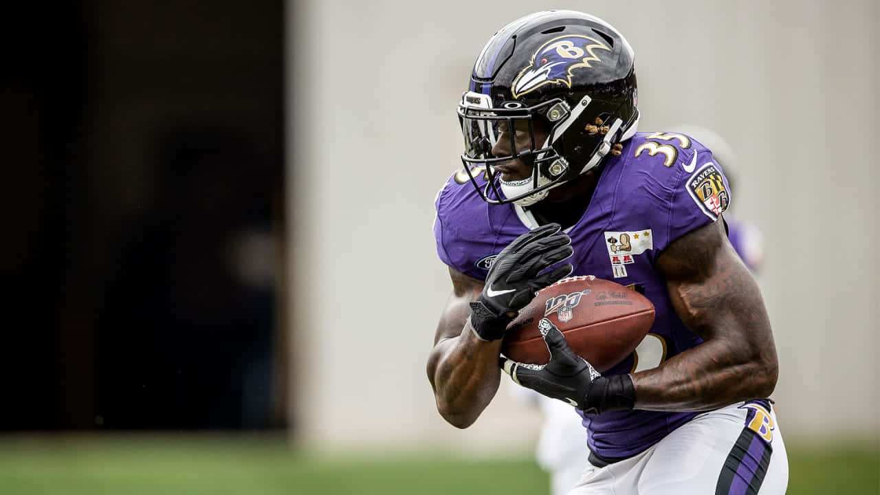 Gus Edwards Baltimore Ravens Running Back Wallpaper