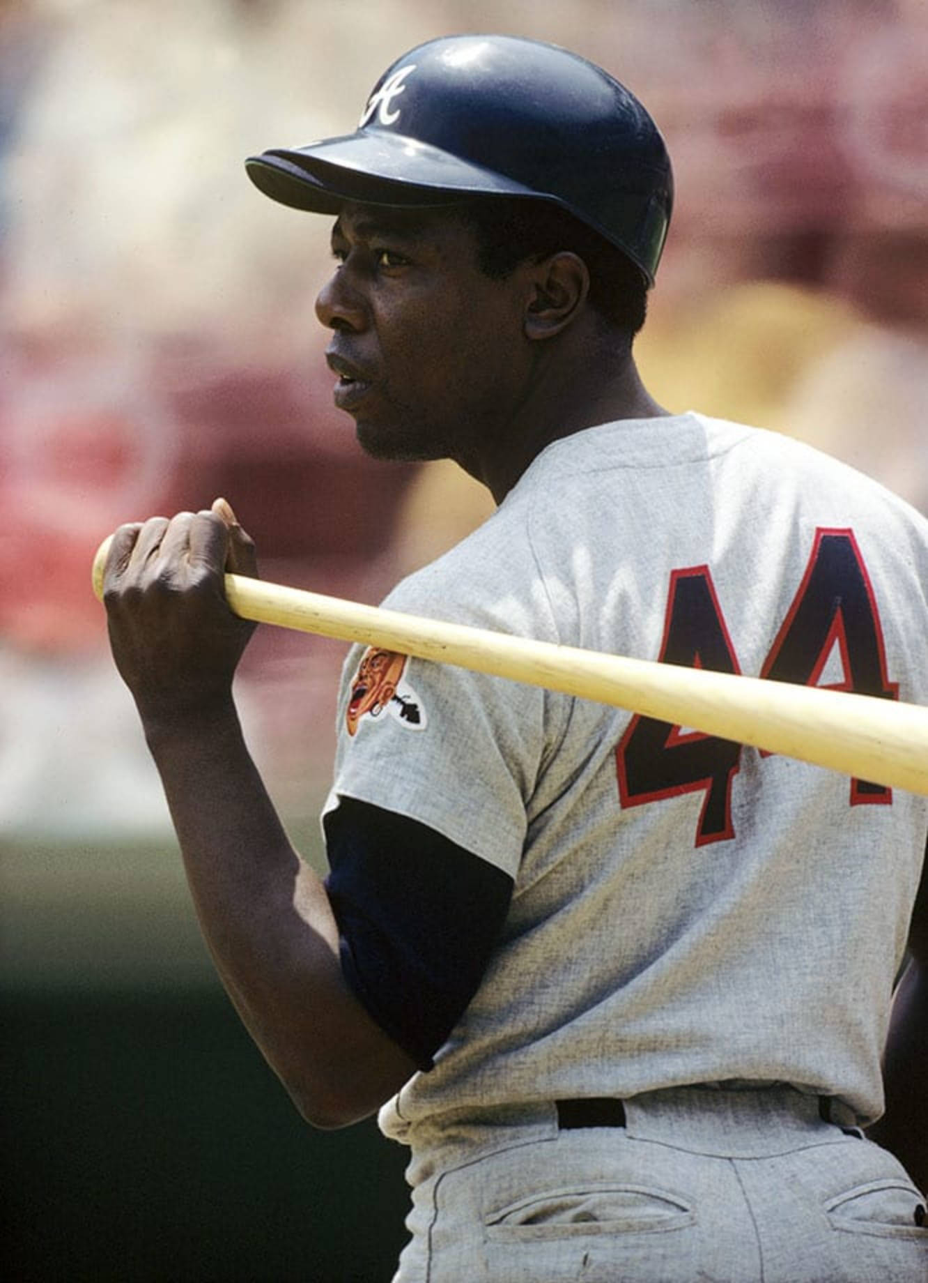 Hank Aaron Bat Over Shoulders Wallpaper