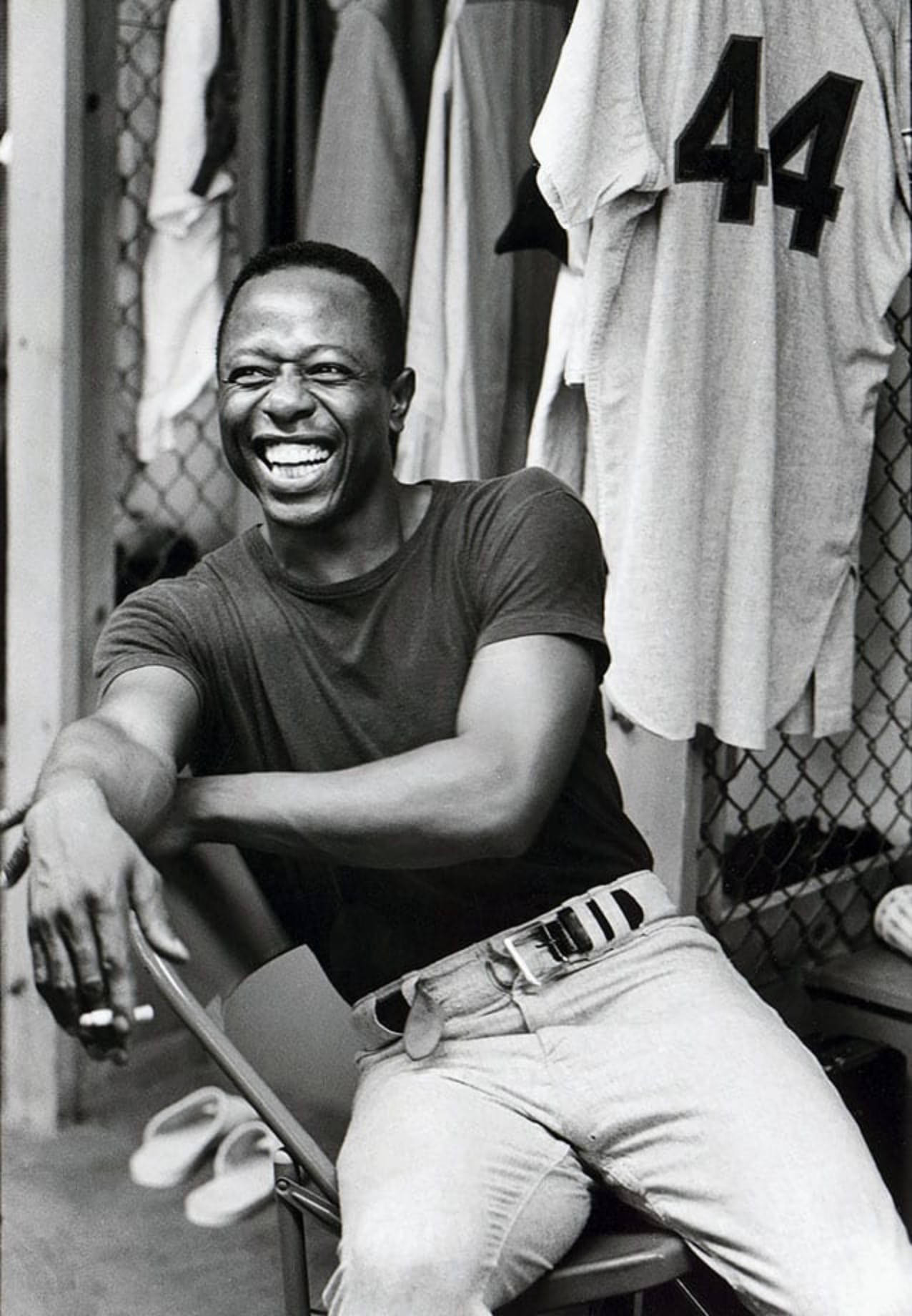 Hank Aaron Smiling In Locker Room Wallpaper