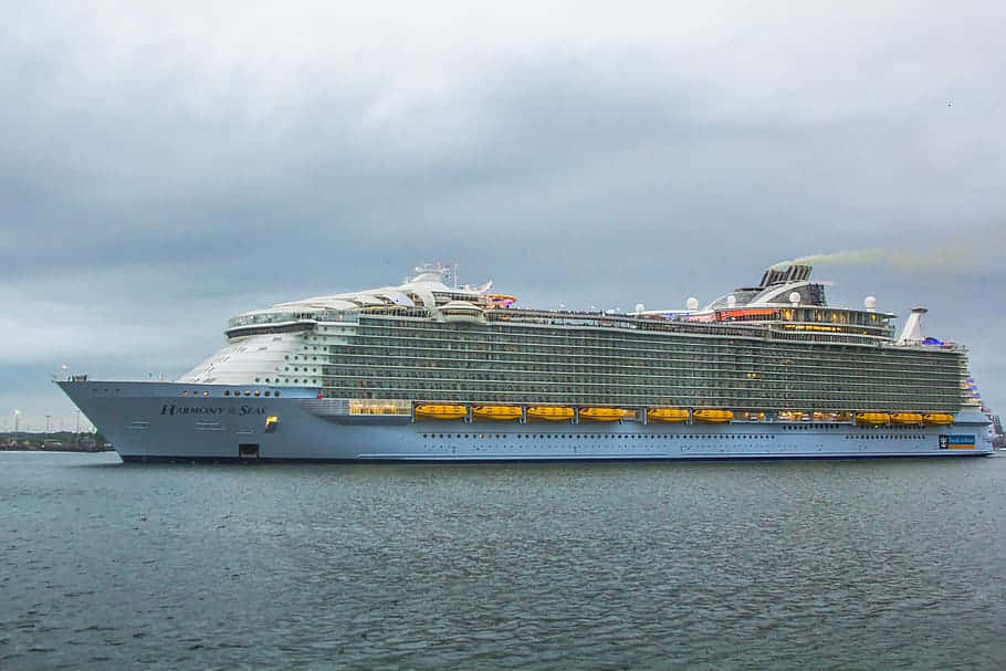 Harmonyofthe Seas Cruise Ship Wallpaper