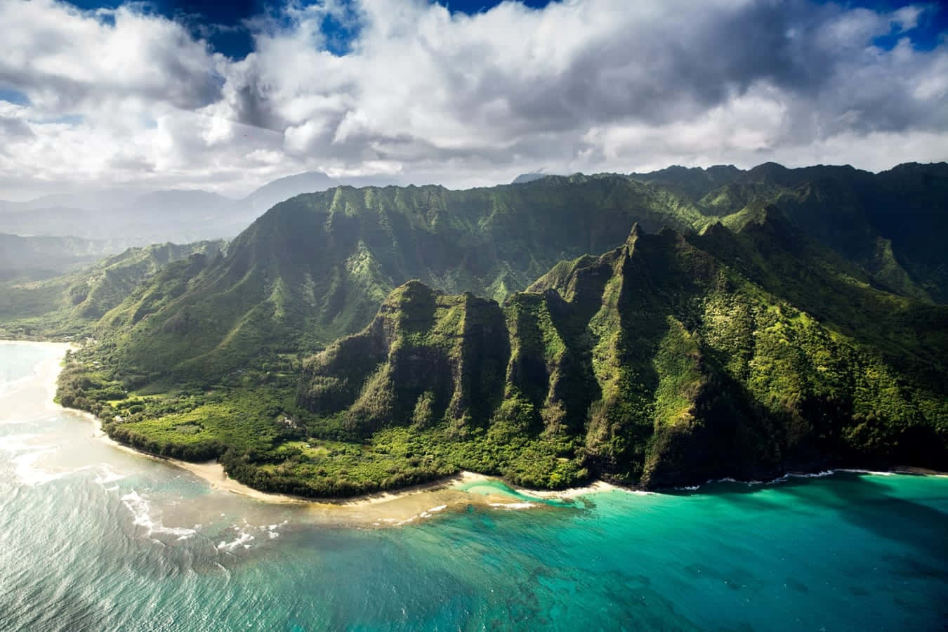 Hawaiian Island 1350 X 900 Wallpaper Wallpaper