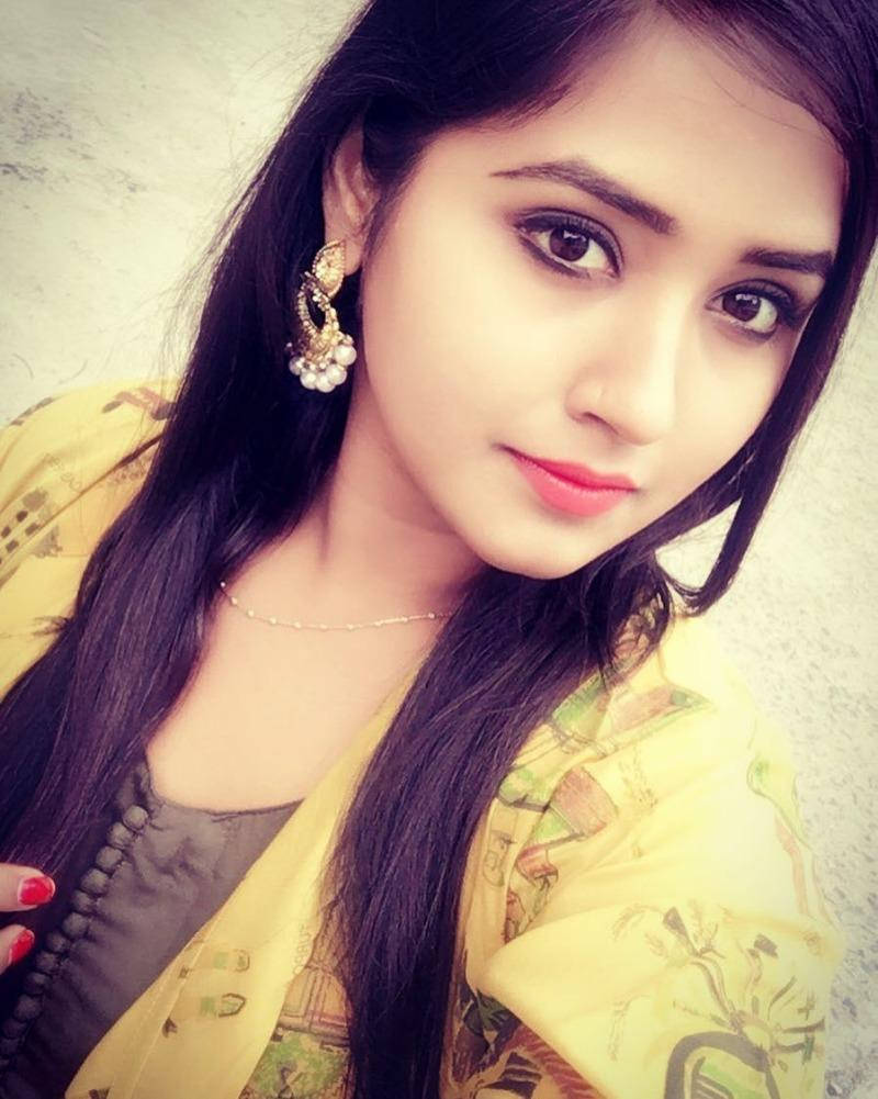 Hd Girl Kajal Raghwani Wallpaper