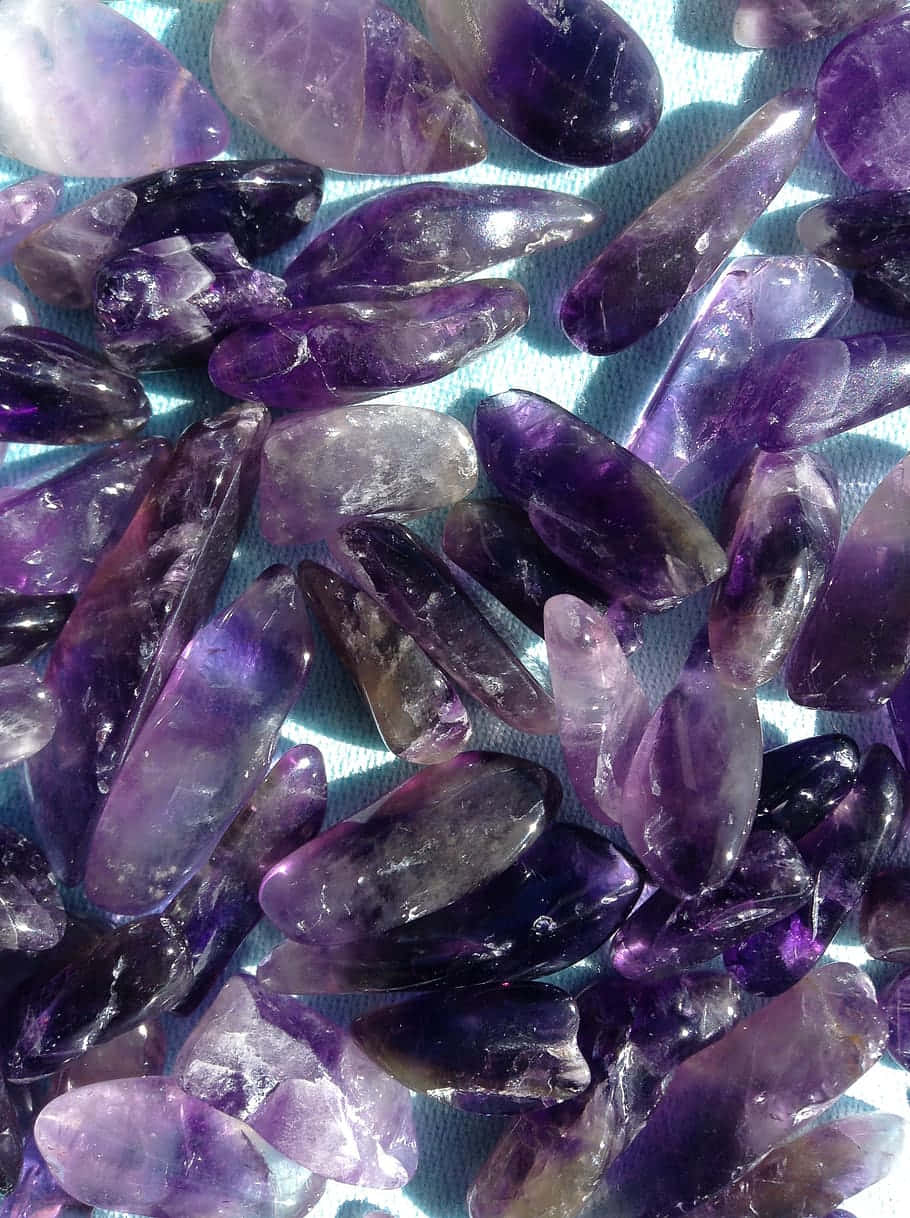 Healing Crystals Contain Potent And Special Energy To Bring Balance And Well-being. Wallpaper