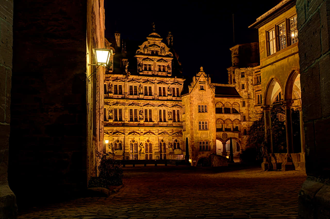 Heidelberg Castle Inner Yard Wallpaper