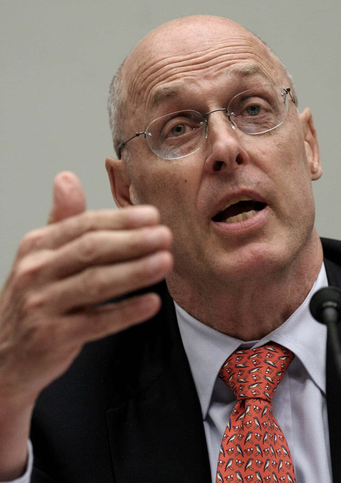 Henry Paulson Addressing A Committee Wallpaper