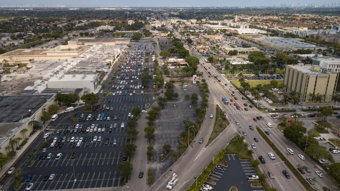 Hialeah Aerial View Trafficand Parking Lots Wallpaper