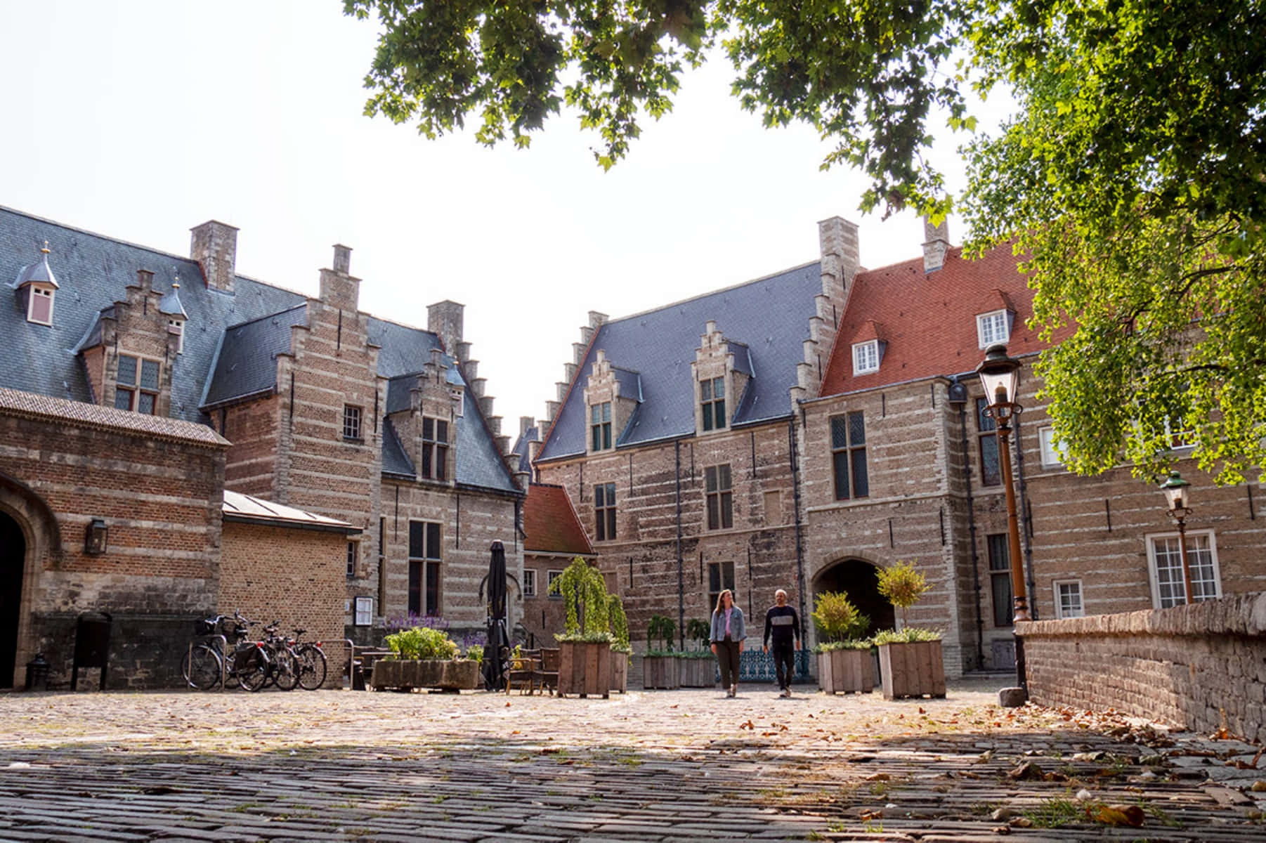 Historic Courtyard Bergen Op Zoom Wallpaper