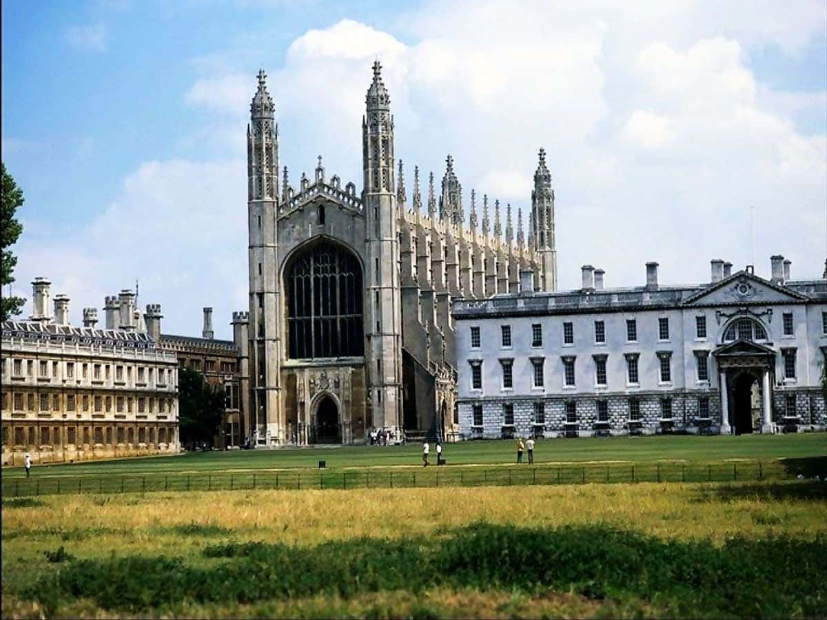 Historic Oxford University In The Heart Of England Wallpaper