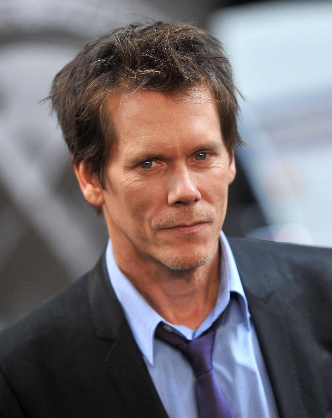 Hollywood Star - Kevin Bacon With Messy Hair Wallpaper