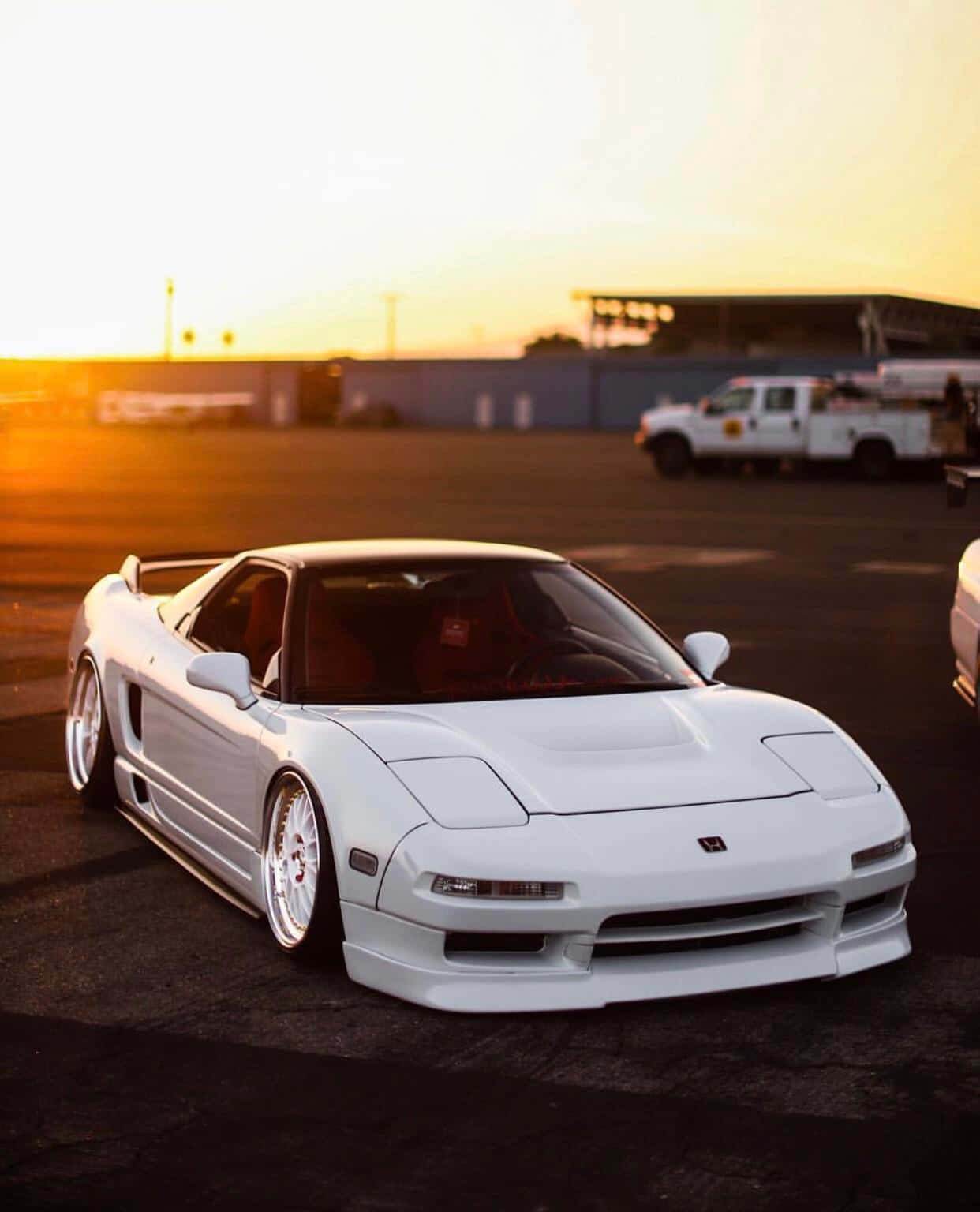 Honda Nsx: Blending Performance And Elegance Wallpaper