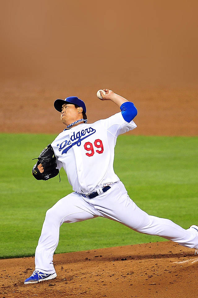 Hyun Jin Ryu Midst Pitch Wallpaper