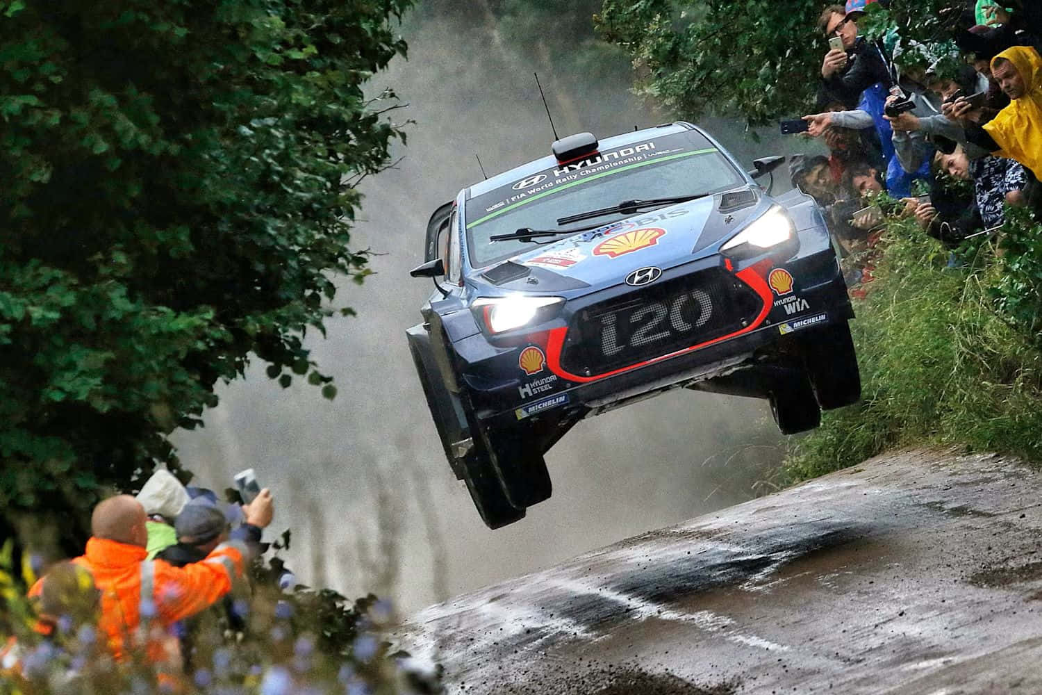 Hyundaii20 W R C Rally Jump Wallpaper