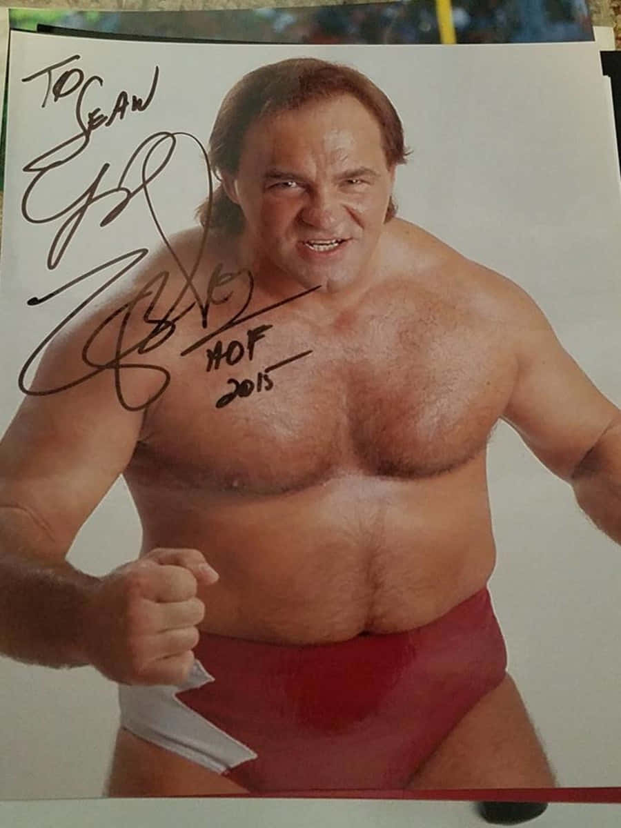 Iconic American Professional Wrestler, Larry Zbyszko Giving Autograph Wallpaper