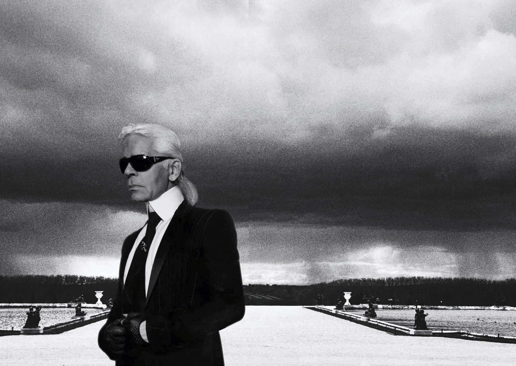 “iconic Fashion Designer Karl Lagerfeld Seen In A Classic Leather Jacket And Glasses.” Wallpaper