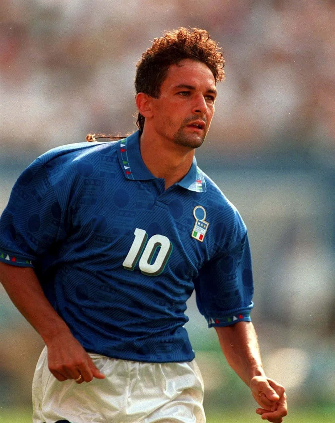 Iconic Number10 Italian Footballer Wallpaper