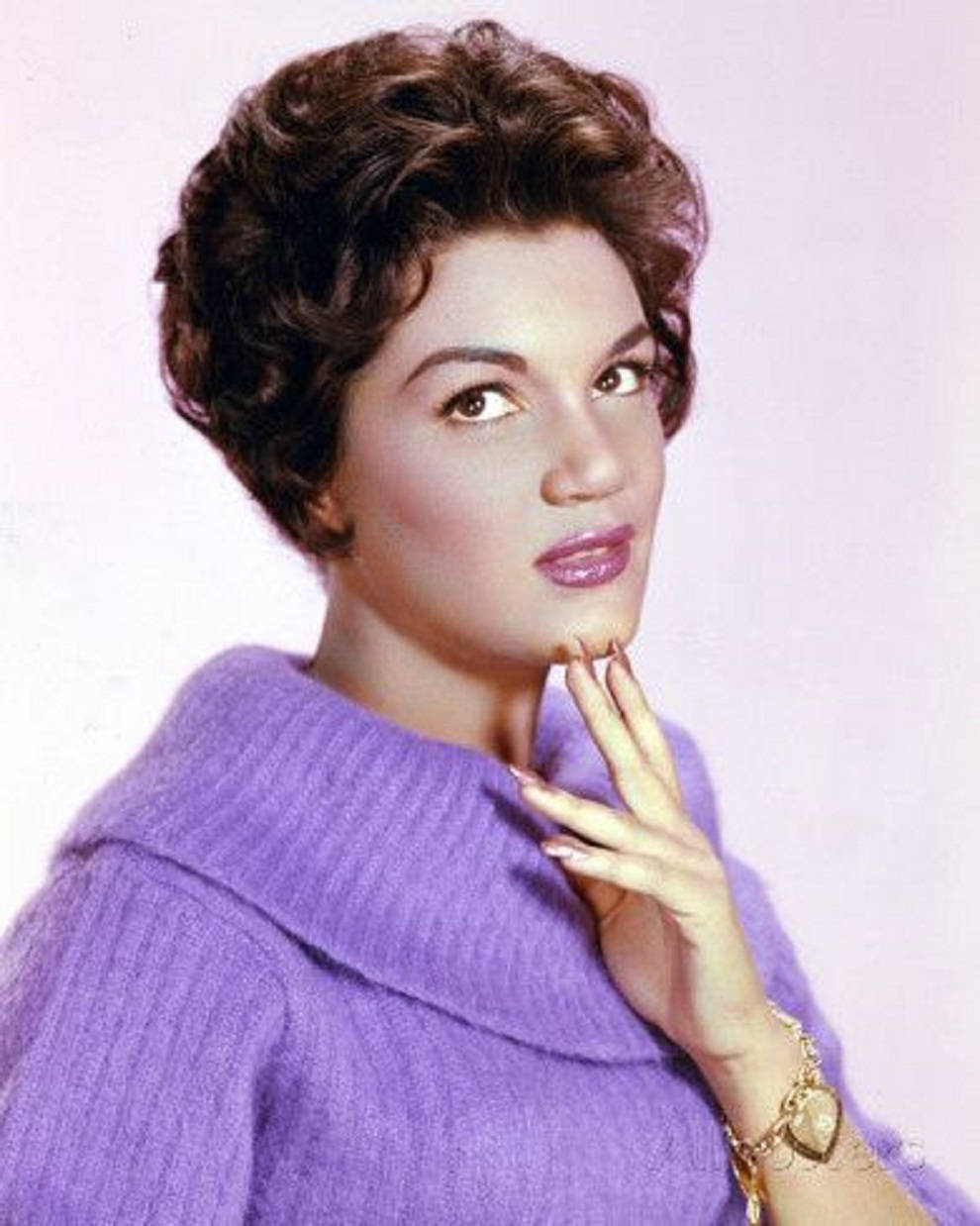 Iconic Portrait Of American Singer And Actress Connie Francis, 1960 Wallpaper