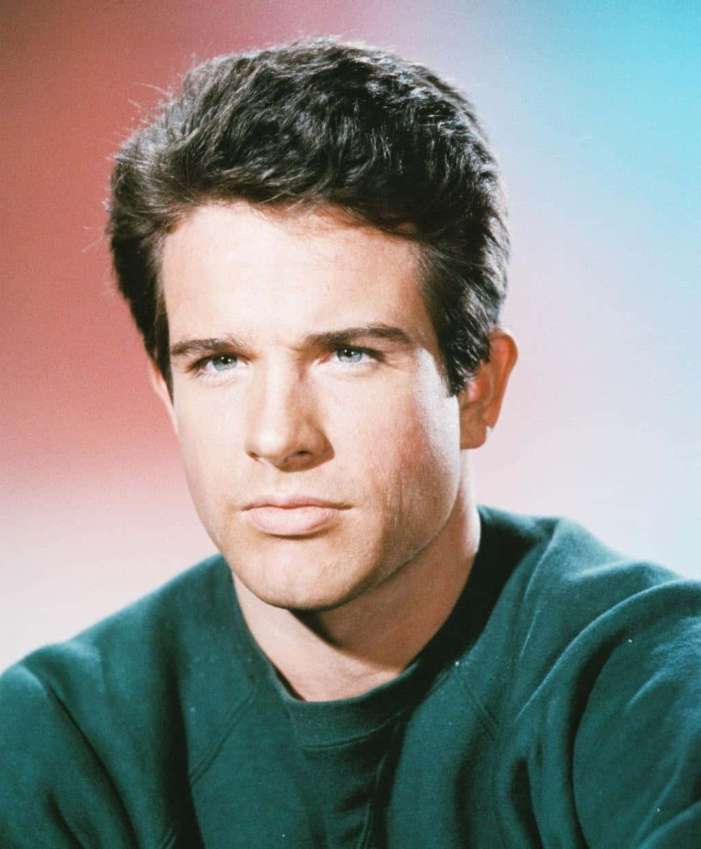 Iconic Portrait Of Legendary Actor And Filmmaker Warren Beatty Wallpaper