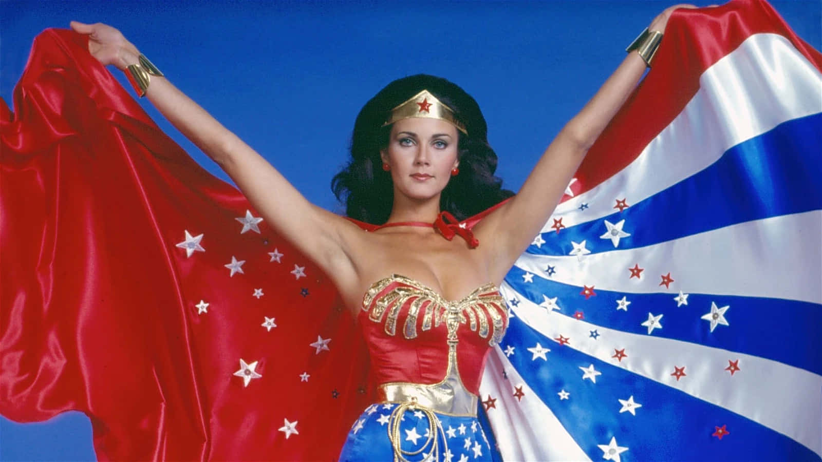 Iconic Wonder Woman Pose Lynda Carter Wallpaper