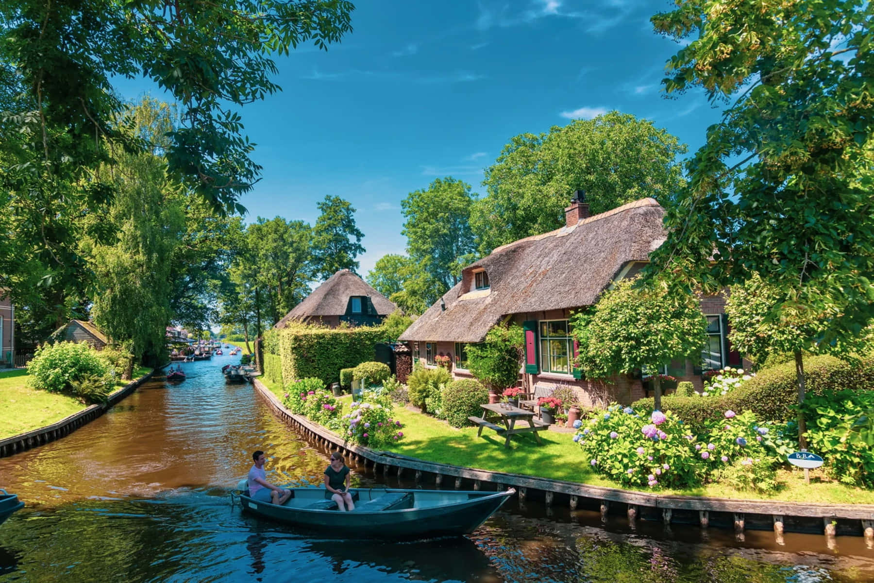 Idyllic Canal Scene Bergen Op Zoom Wallpaper