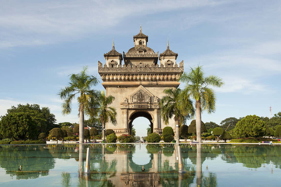 Idyllic View Of Patuxai Monument Against A Clear Sky Wallpaper