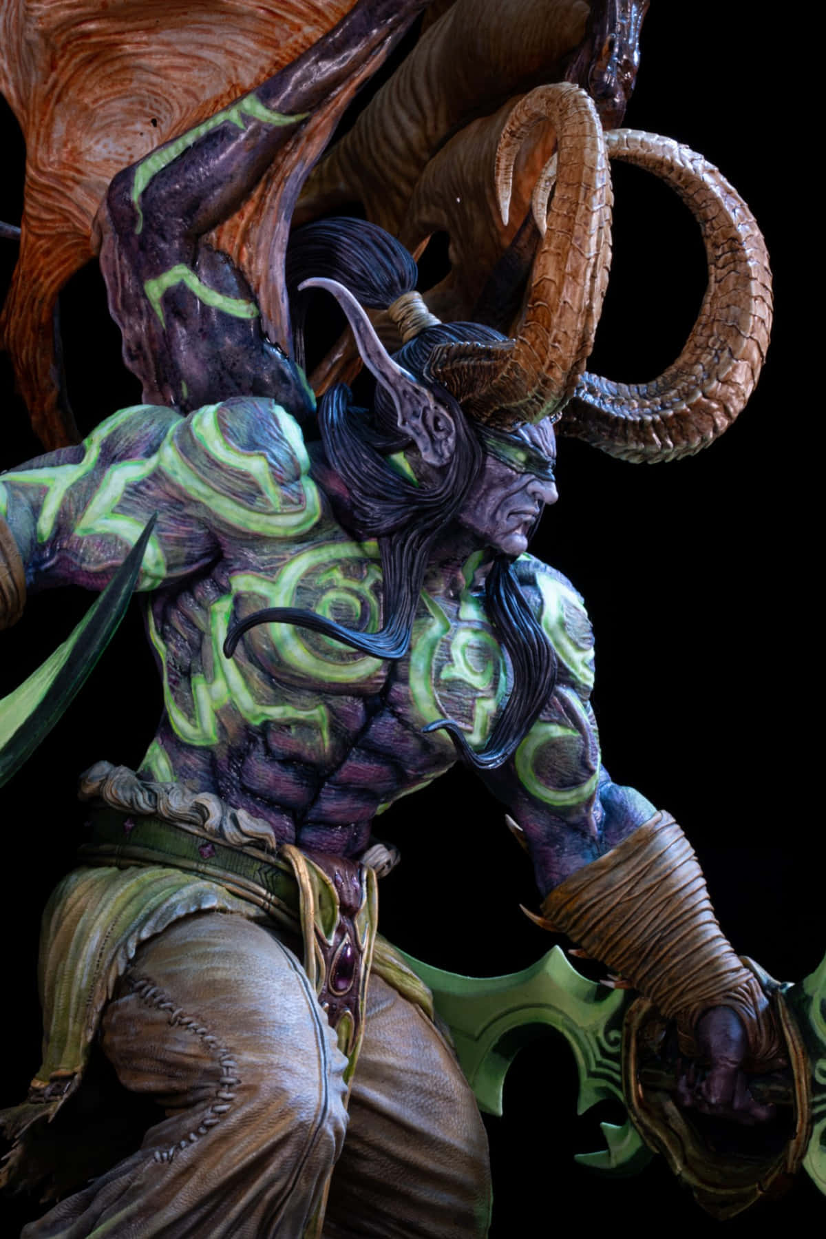 Illidan Stormrage Statue Wallpaper