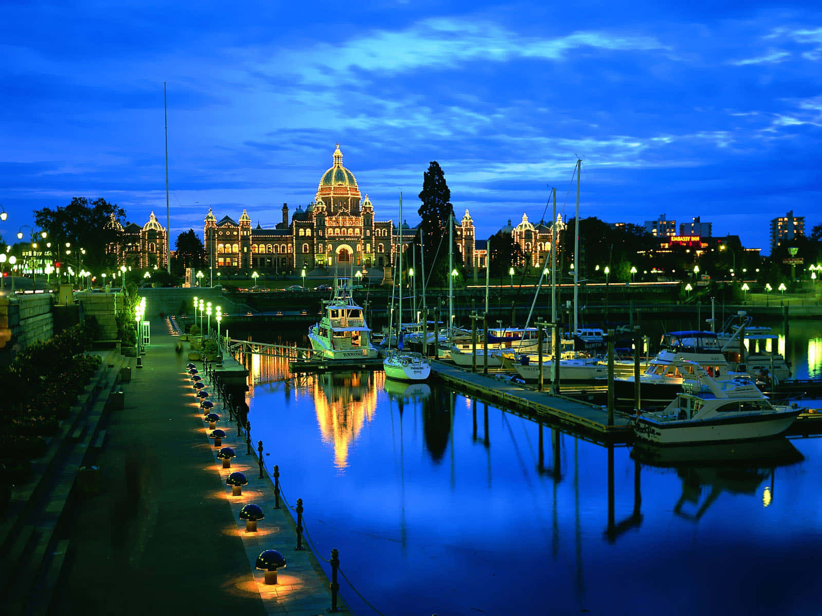 Inner Harbour In Victoria City Desktop Wallpaper