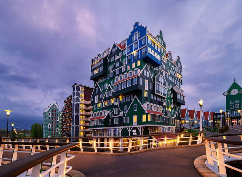 Inntel Hotel Zaandam At Sundown Wallpaper