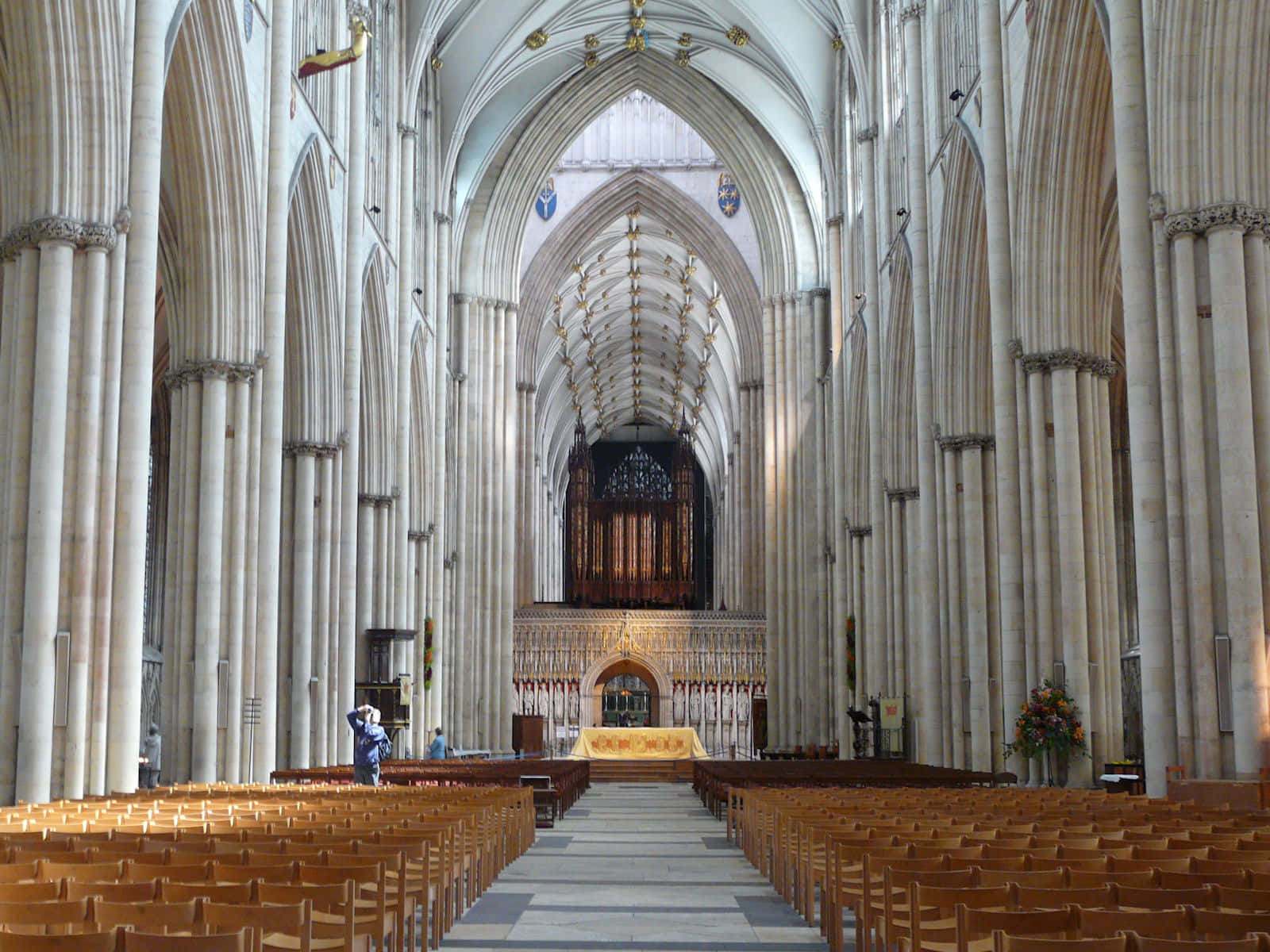 Inside The York Minster Cathedral Wallpaper