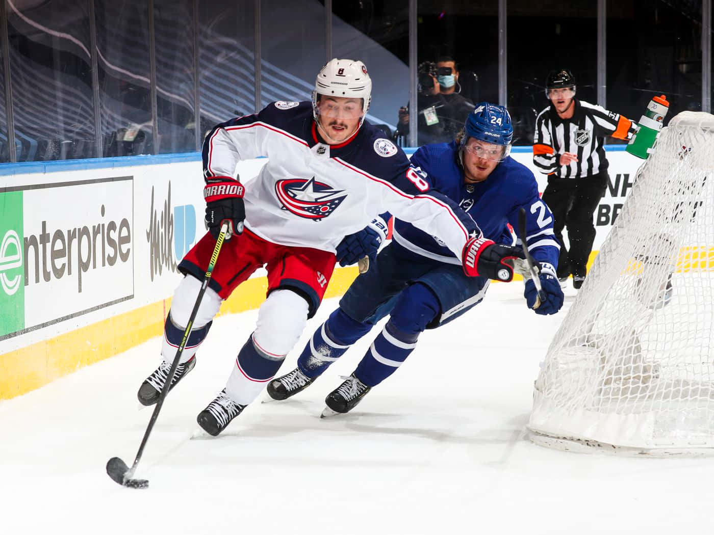 Intense Game Moment With Zachary Werenski Wallpaper