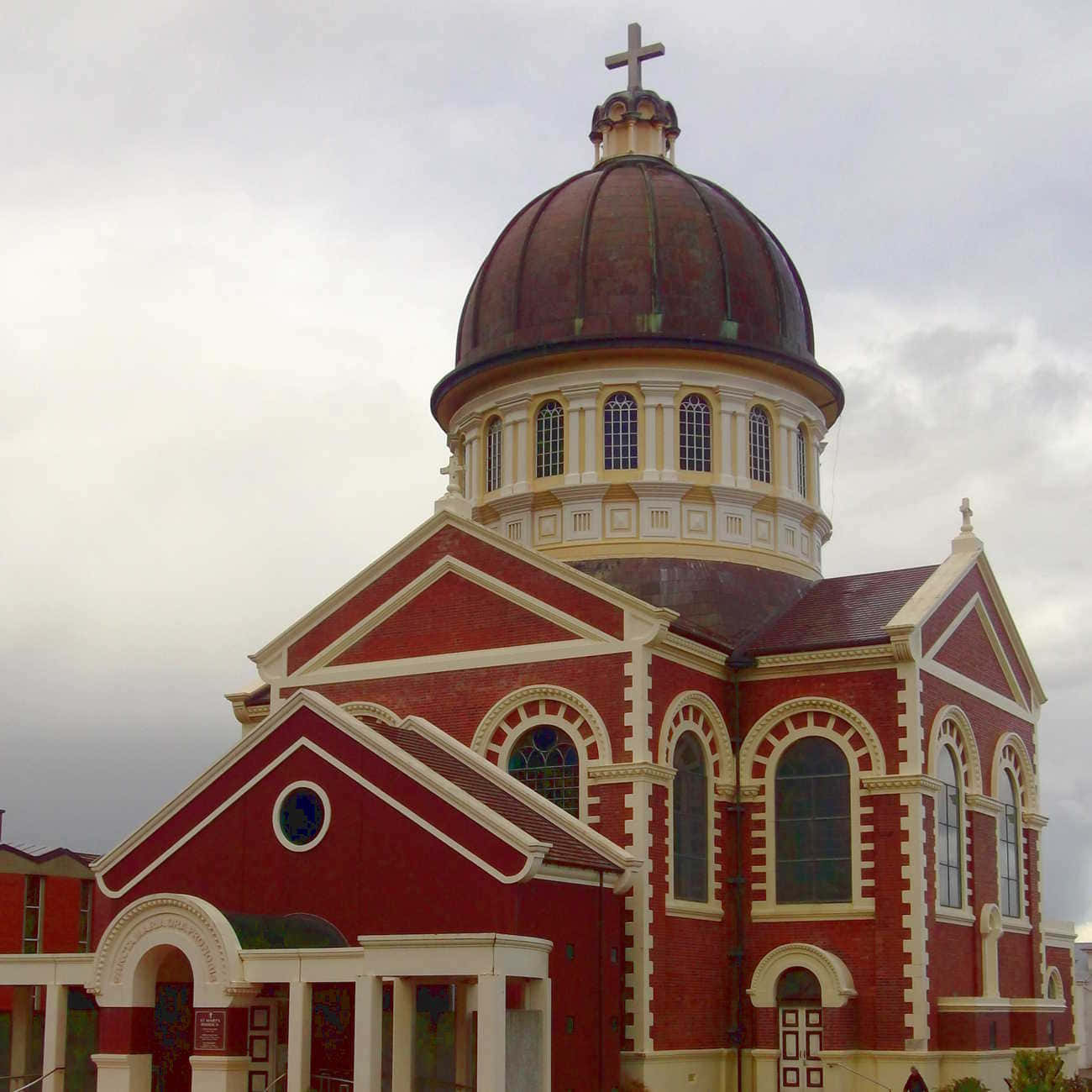 Invercargill St Marys Basilica Dome Wallpaper