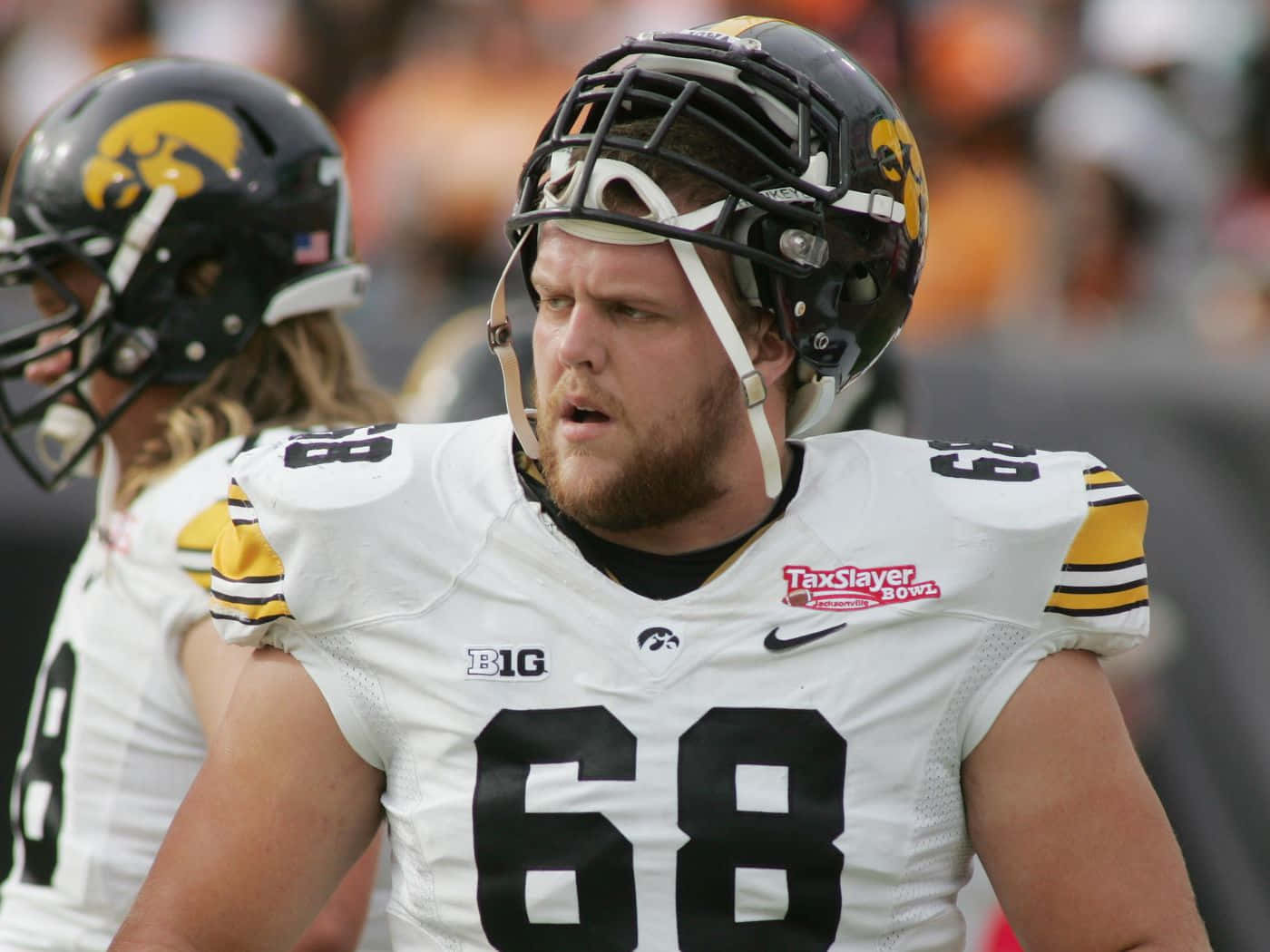 Iowa Hawkeyes Brandon Scherff Number 68 Wallpaper