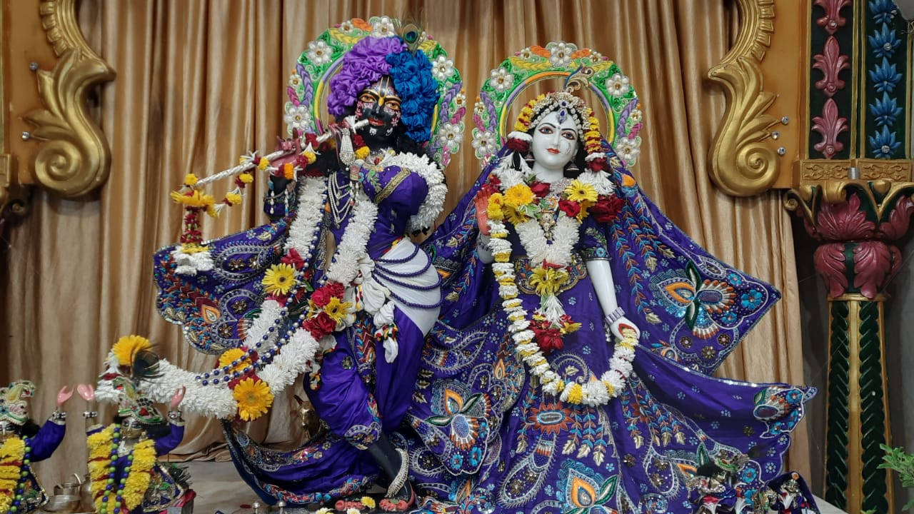 Iskcon Krishna And Radha In Blue Wallpaper