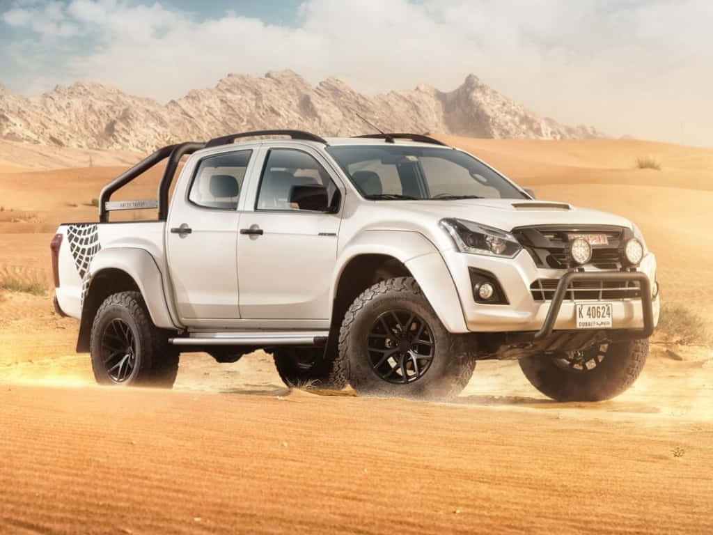 Isuzu Pickup Desert Adventure Wallpaper