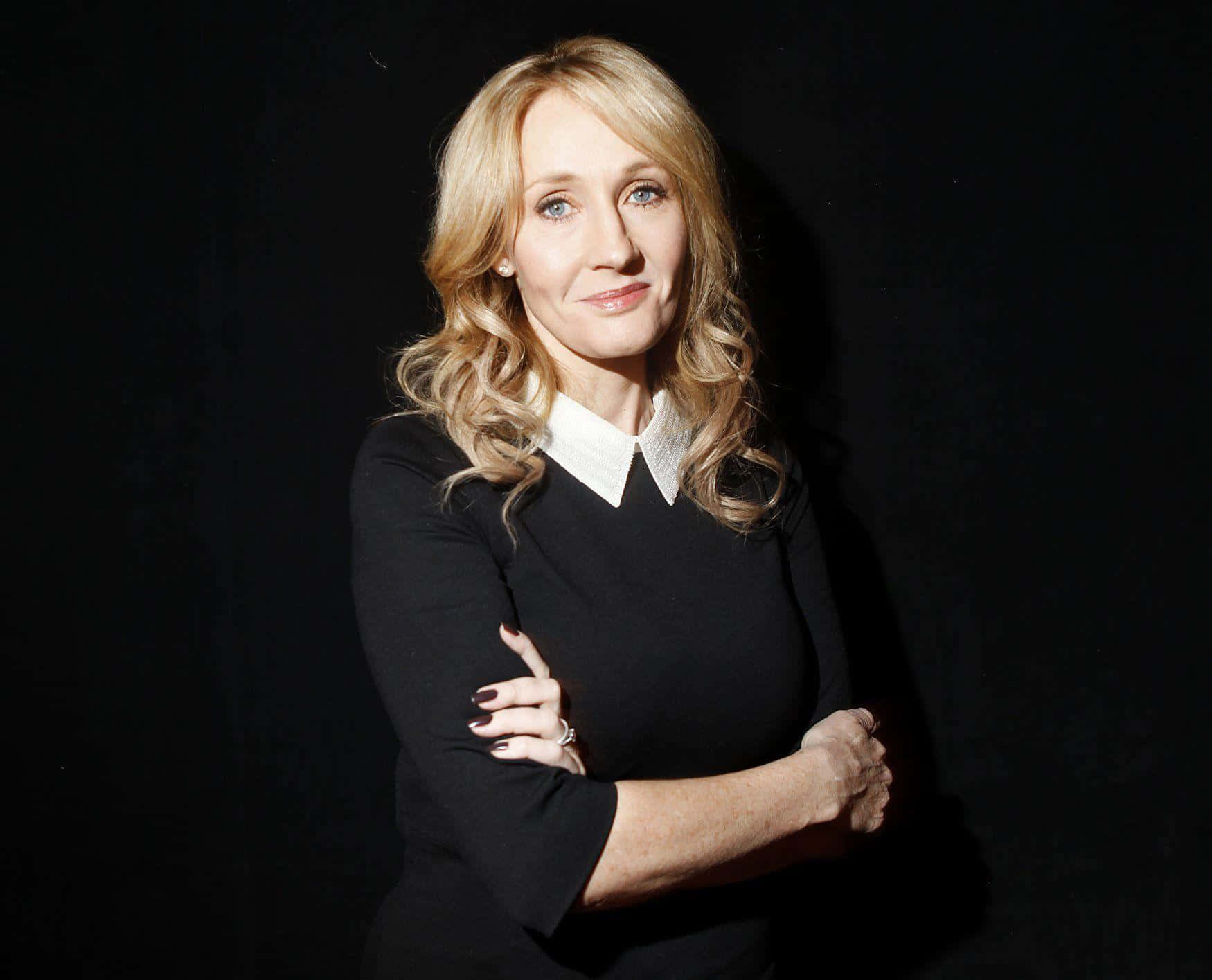 J.k. Rowling, Renowned British Author Wallpaper