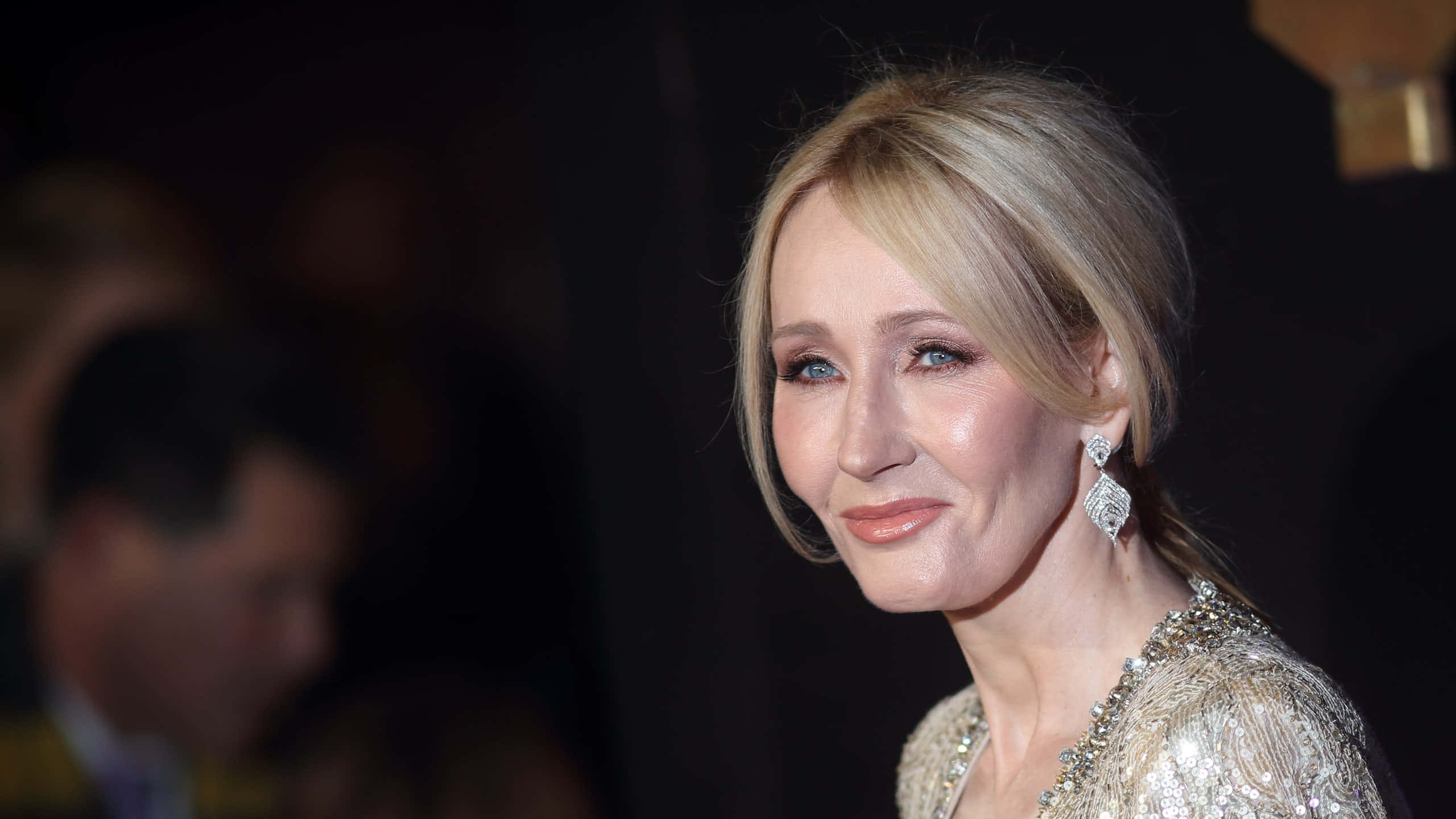 J.k. Rowling, Renowned British Author Wallpaper