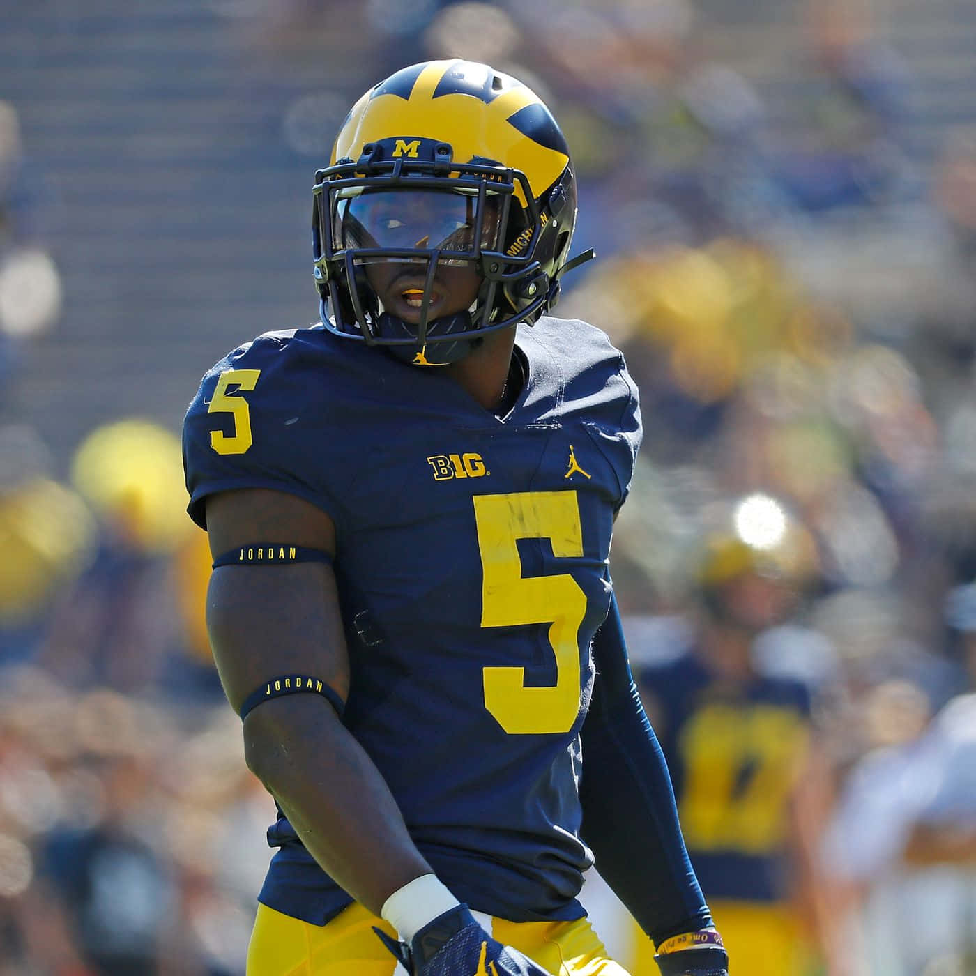 Jabrill Peppers Michigan Football Uniform Wallpaper