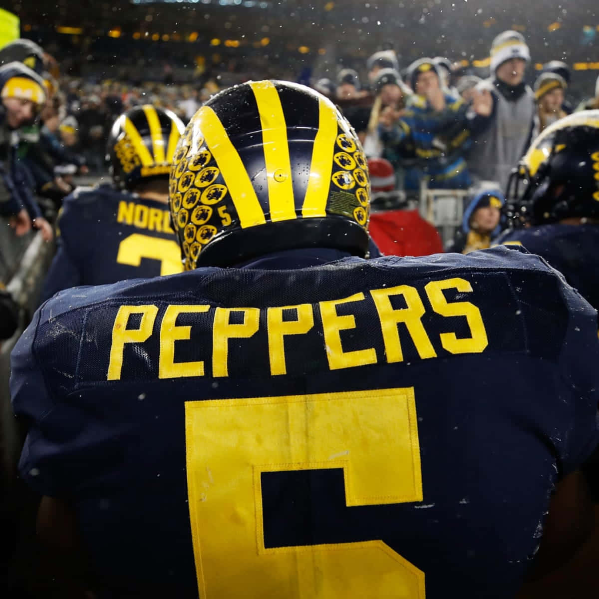 Jabrill Peppers Michigan Football Uniform Wallpaper