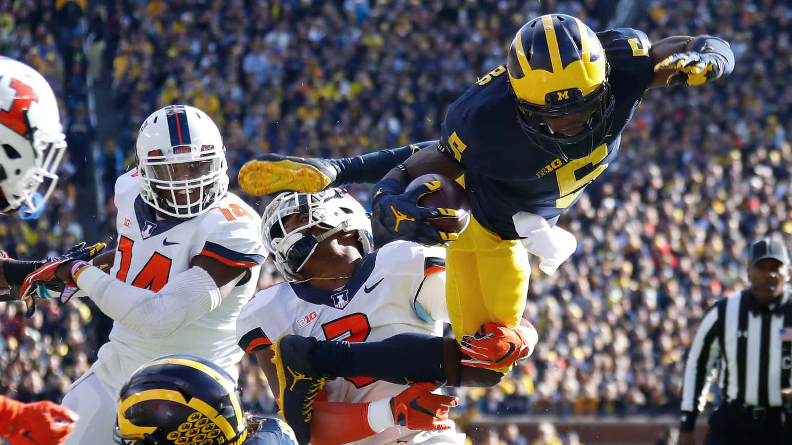 Jabrill Peppers Mid Air Hurdle Wallpaper