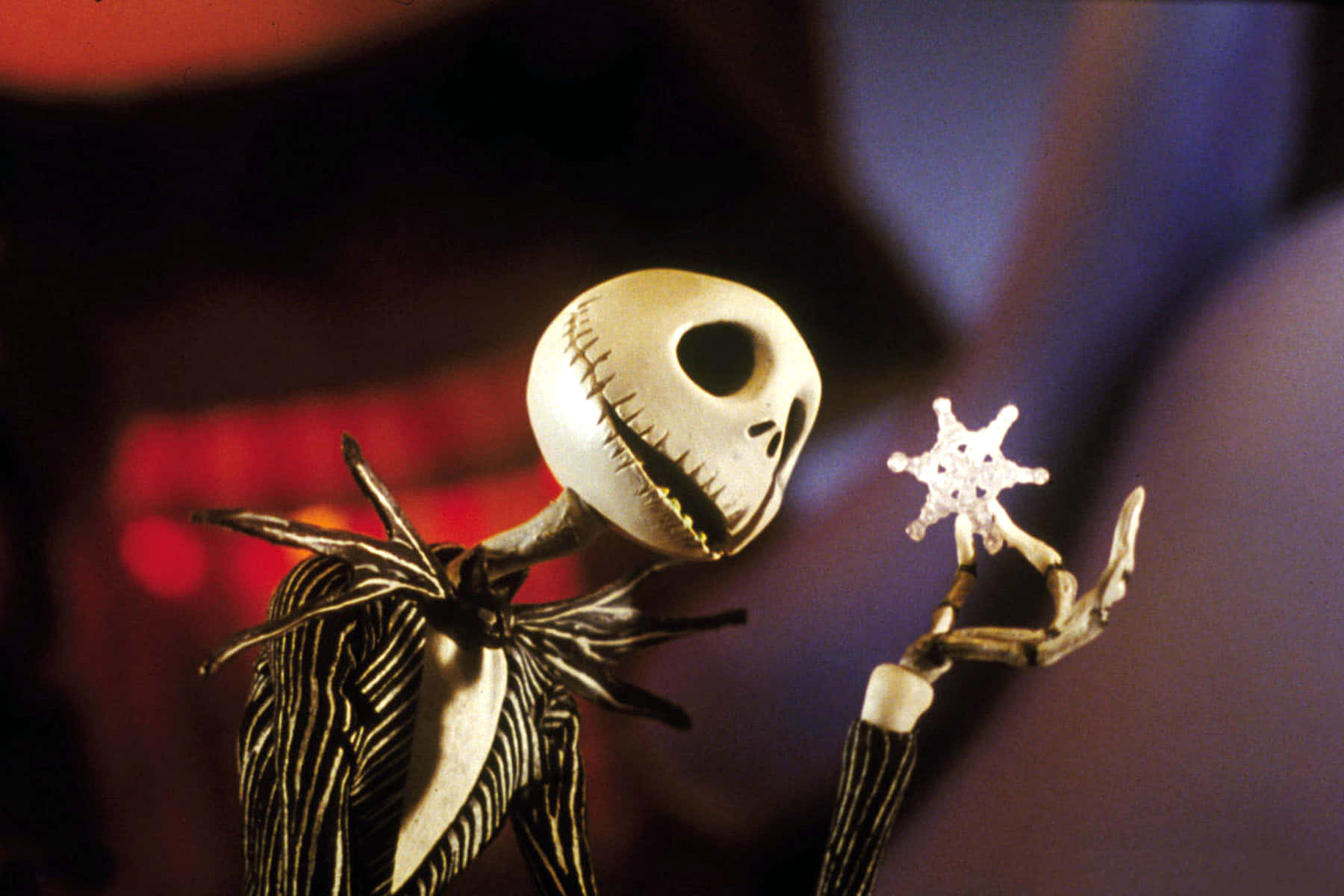 Jack Skellington Holding Snowflake Wallpaper