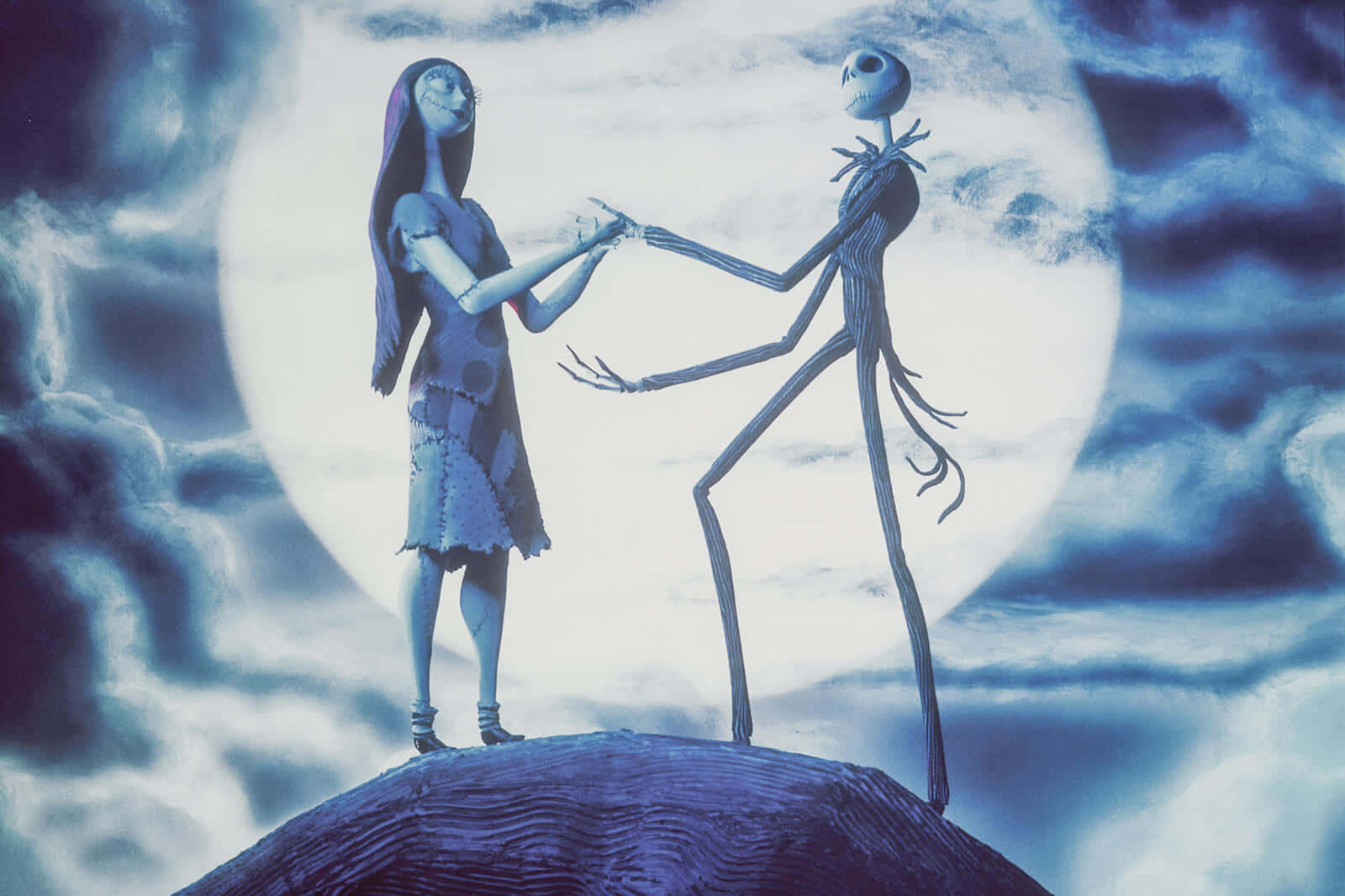 Jackand Sally Moonlit Dance Wallpaper