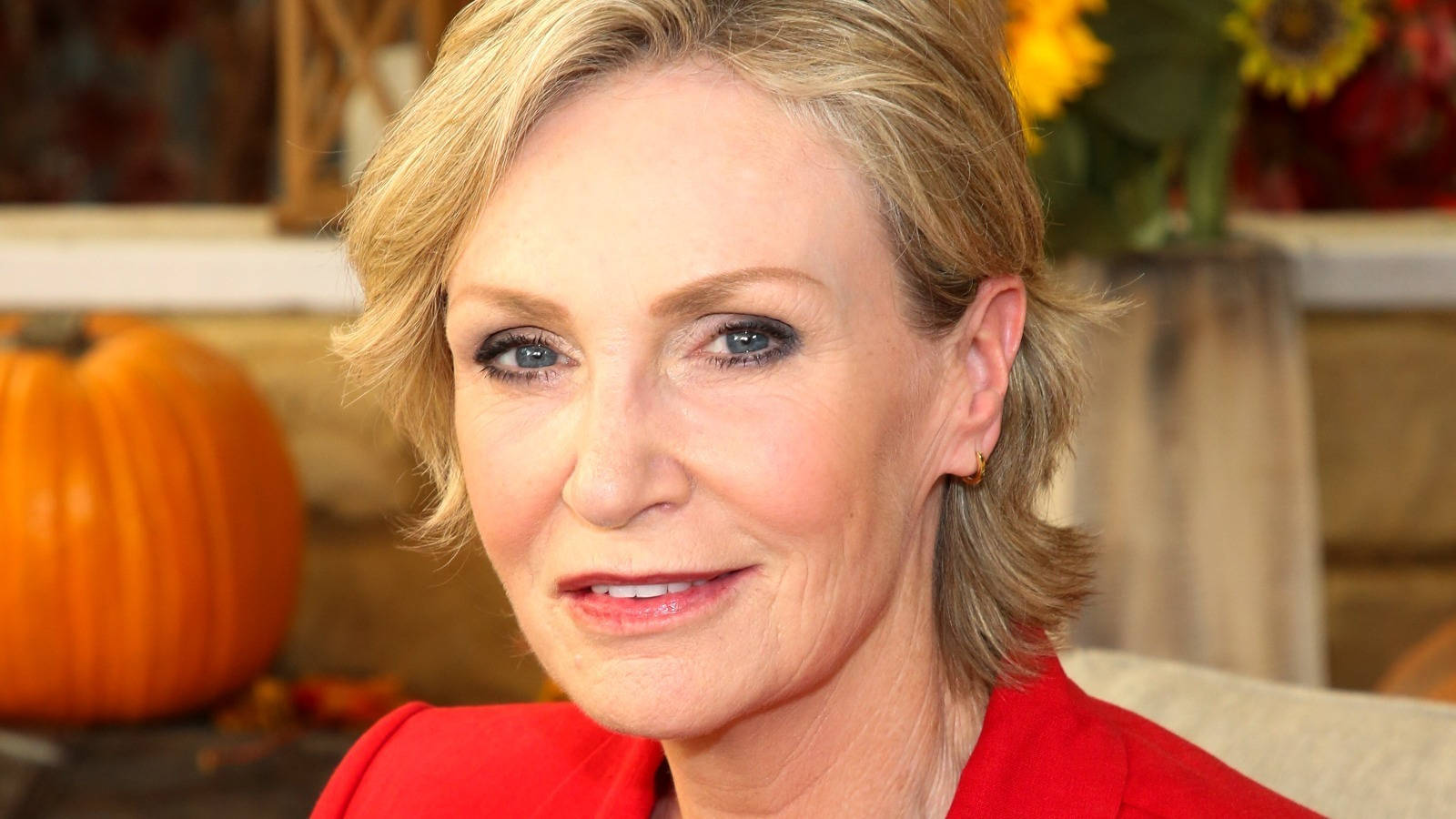 Jane Lynch Actress Red Coat Wallpaper