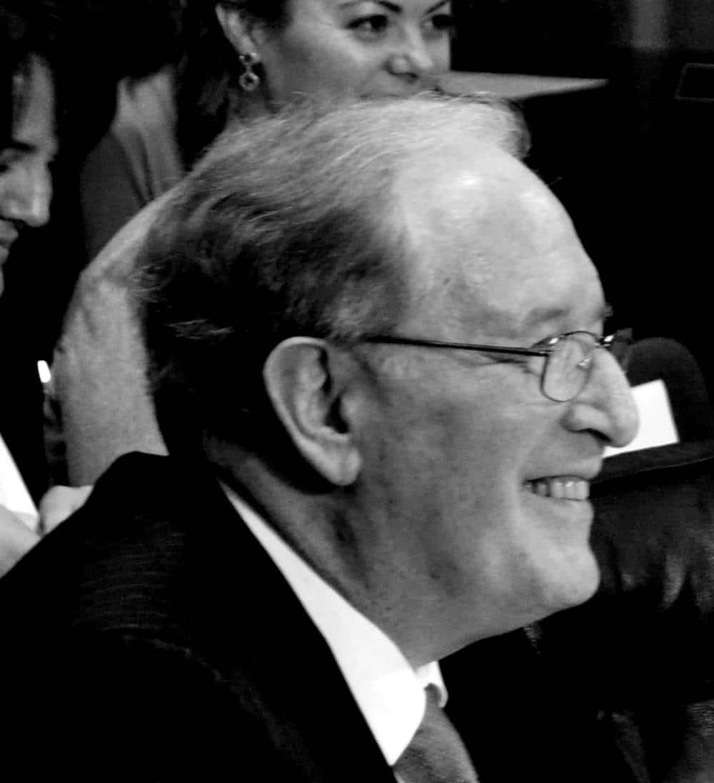 Jay Rockefeller Smiling Mobile Monochrome Wallpaper