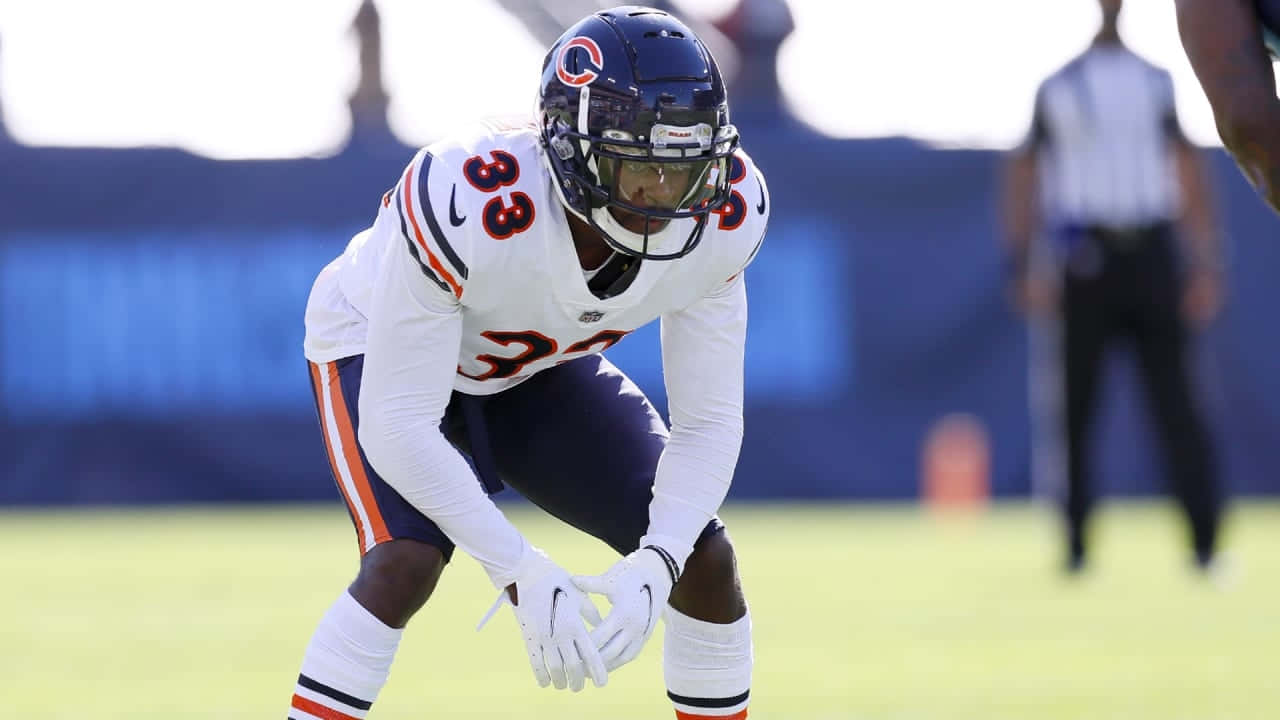 Jaylon Johnson Chicago Bears Defensive Stance Wallpaper