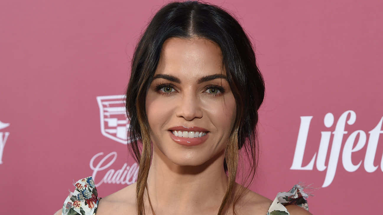 Jenna Dewan Event Portrait Wallpaper