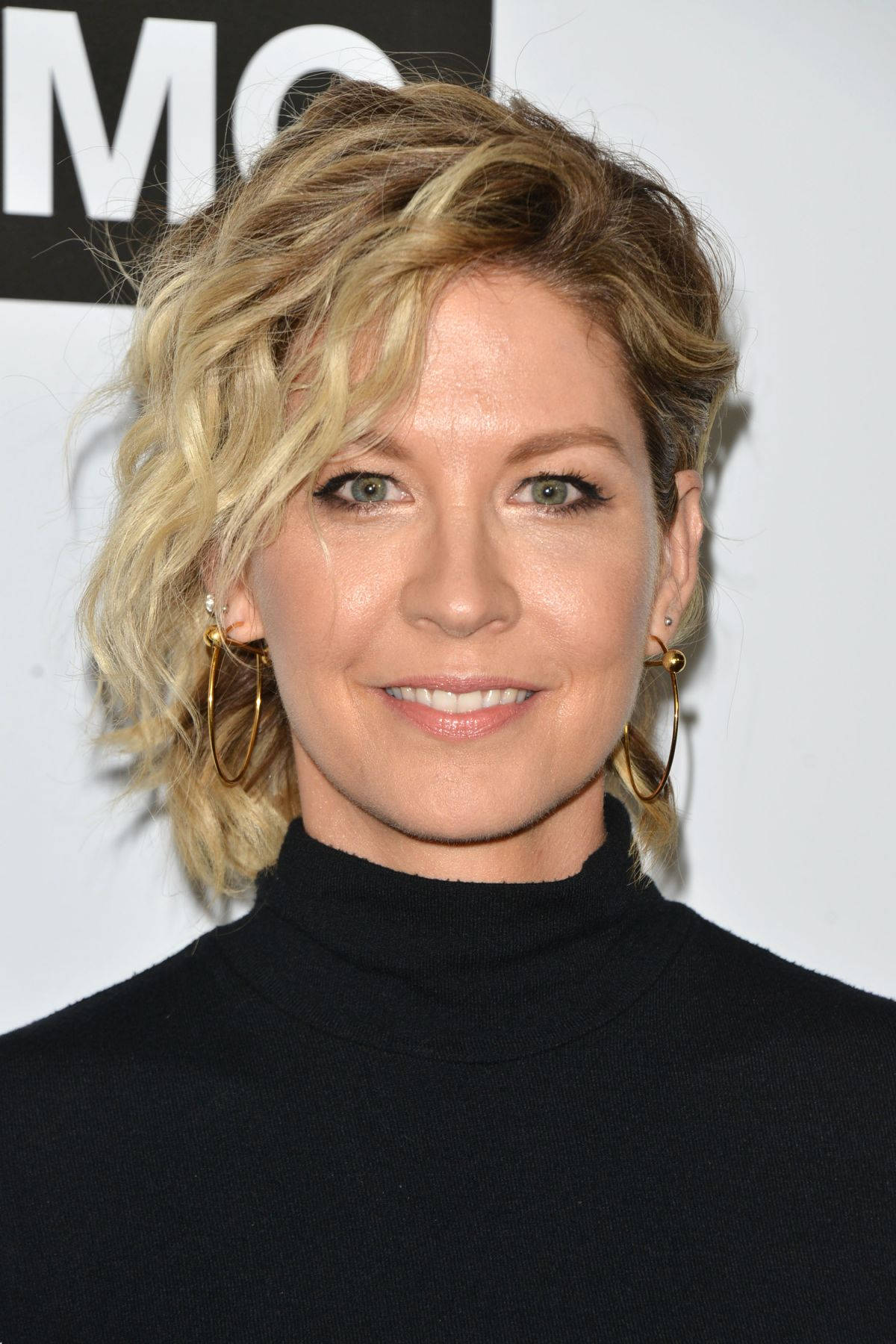 Jenna Elfman At Walking Dead Event 2018 Wallpaper