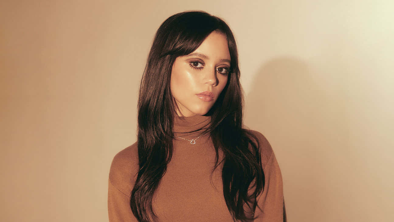 Jenna Ortega Elegant Portrait Wallpaper