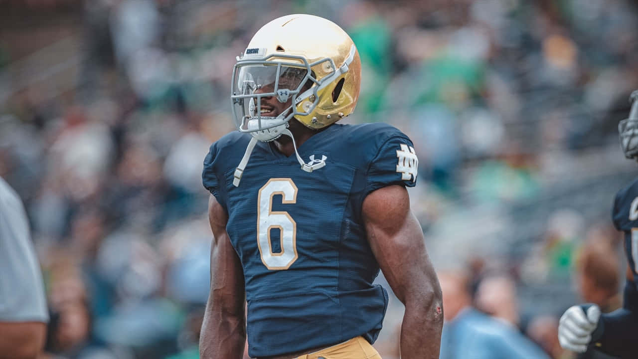 Jeremiah Owusu Koramoah Notre Dame Football Player Wallpaper