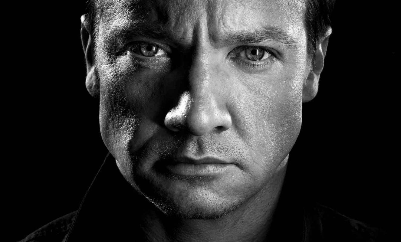 Jeremy Renner Black And White Wallpaper